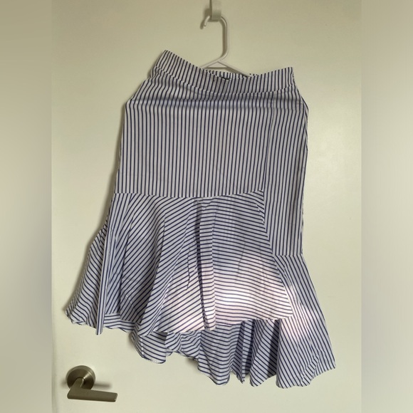 Skirt + Jeans Bundle - Picture 4 of 5